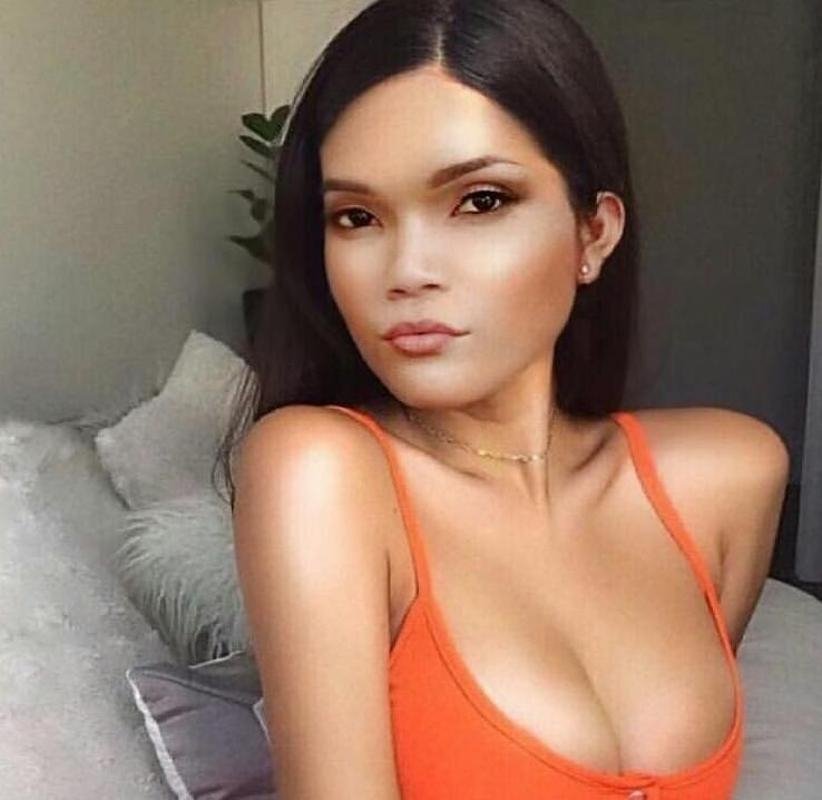 ColorfulPoppins from Devon,United Kingdom