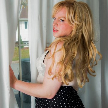 QueenOfStrokes from Poole,United Kingdom